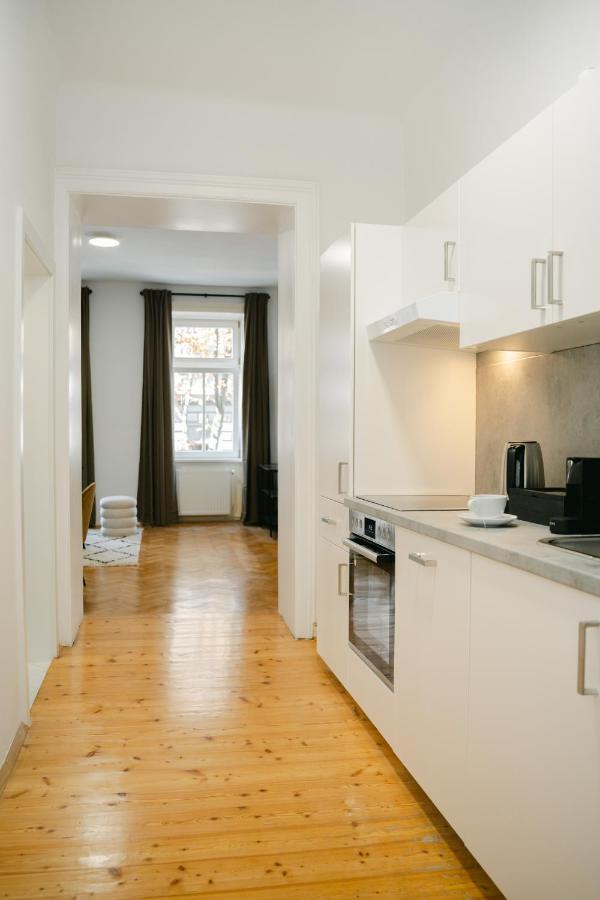 Cozy Apt Perfect For 4-6 Tv Metro Self-Checkin Вена Экстерьер фото